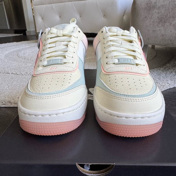 New Nike Air Force 1 Shadow Size 9 Coconut Milk Light Silver Sail Crimson Tint - Picture 5 of 15